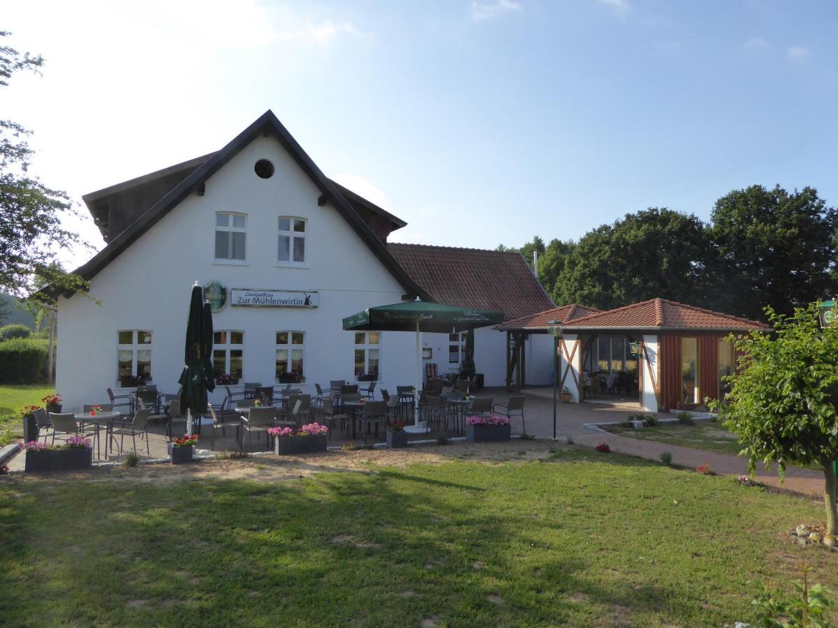 Landgasthaus Zur Muehlenwirtin Petershagen Exterior foto